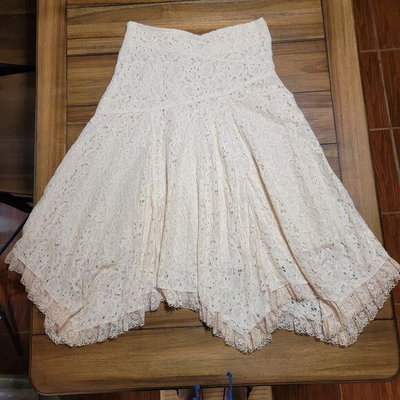 Bj by Bonjour Lace Skirt Knee Length Ivory w/ Belt Decoration - Size Medium - Picture 4 of 5